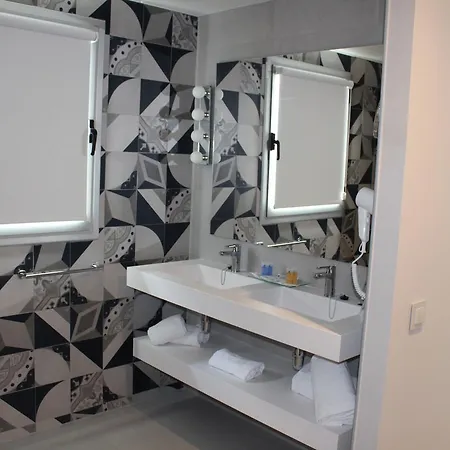 Hotel Aqua Onabrava & 4*sup Santa Susanna
