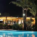 Aqua Onabrava & 4*sup 酒店