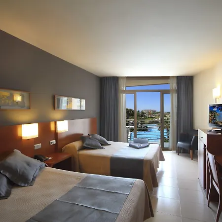 Aqua Onabrava & 4*sup Szálloda