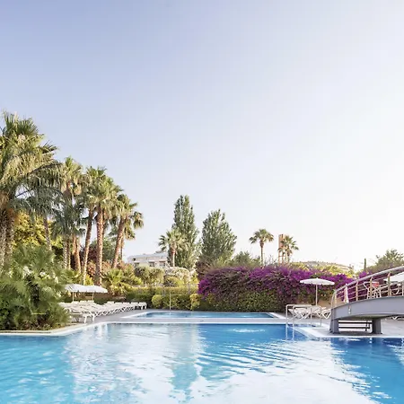 Aqua Onabrava & 4*sup Szálloda