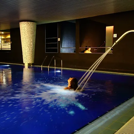 Aqua Onabrava & 4*sup Szálloda