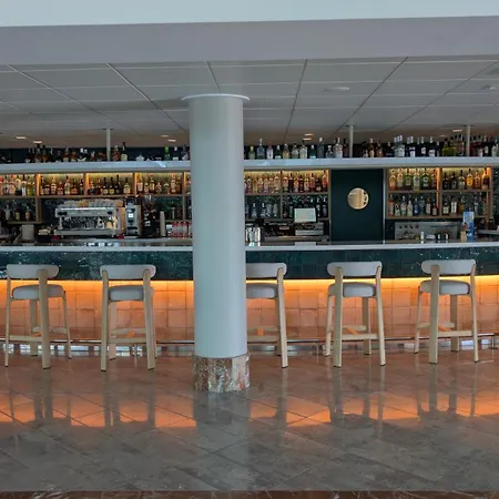 Aqua Onabrava & 4*sup Szálloda
