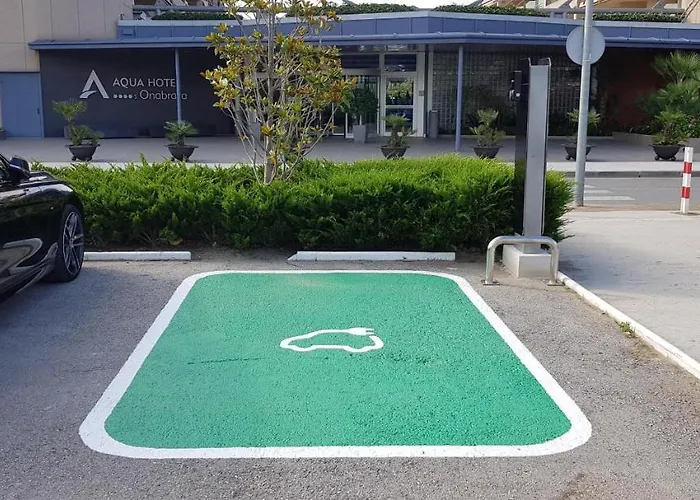 Aqua Onabrava & 4*sup Szálloda