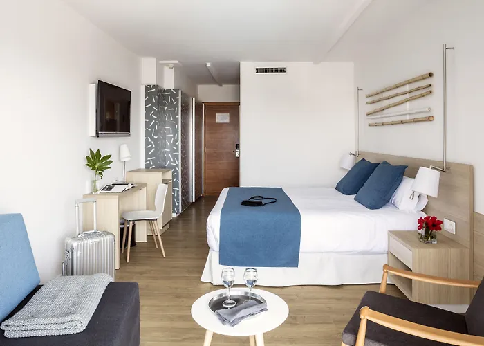 Szálloda Aqua Onabrava & 4*sup Santa Susanna