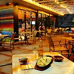 Aqua Onabrava & 4*sup 산타수산나